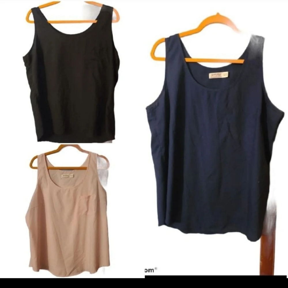 Bundle of 3 tank tops